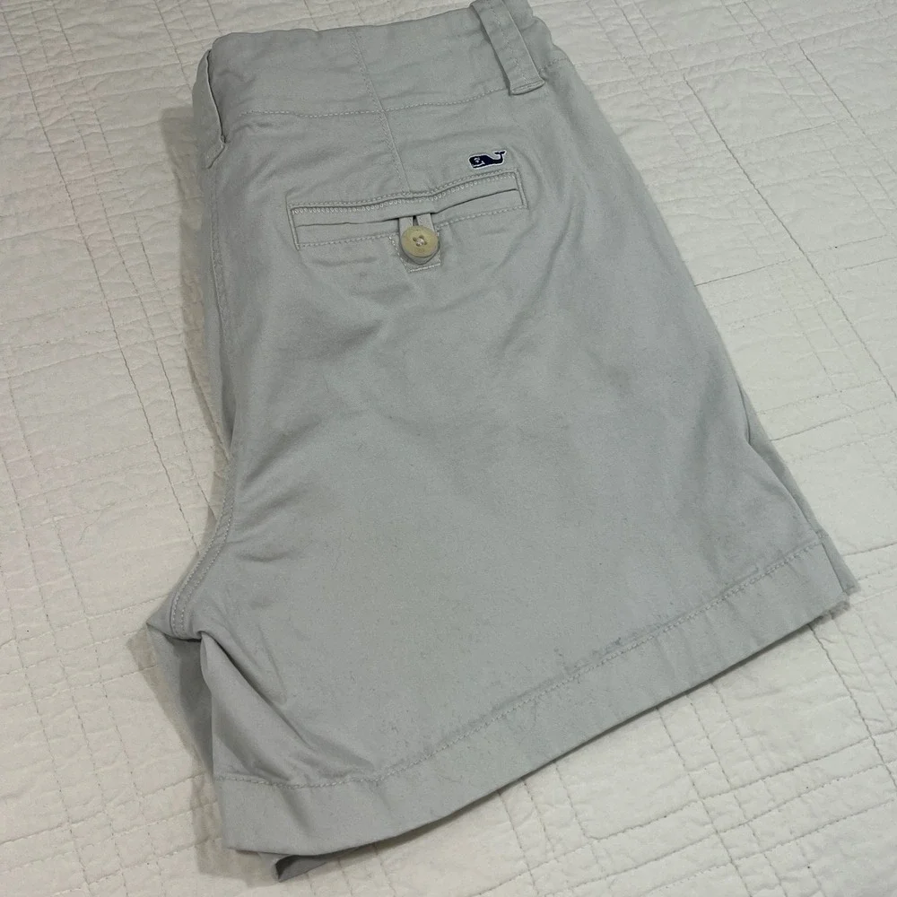 Vineyard Vines Women's Daybreak Chino Shorts Stone Cotton Stretch Size 4